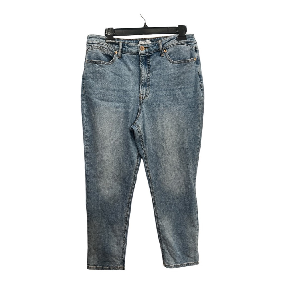 Sofia Vergara Jeans in size 12